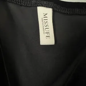 Black Asymmetrical Ruched Bodycon Dress Size M thumbnail 5