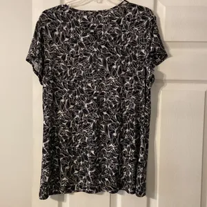 Nine &Co shirt size. XL preowned thumbnail 4