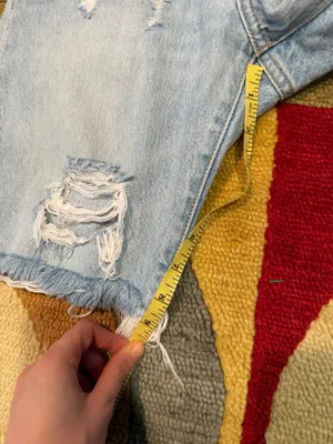 Levi’s 501 Cut Off Frayed Distressed Light Wash Bermuda Shorts Size 26 Waist thumbnail 2