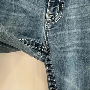 Miss Me Jeans Mid Rise Bootcut Embellished Back Pockets Cropped Womens Sz 29‎ thumbnail 4