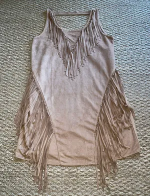 Dress thumbnail 1