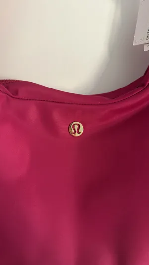 Lululemon City Essentials 4L Shoulder Bag thumbnail 5