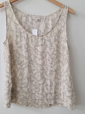 LOFT size medium Sleeveless Printed Top thumbnail 1