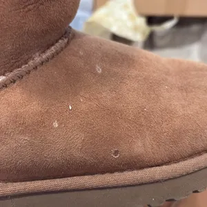Ugg Bailey Button Boots in Chestnut size 6 thumbnail 3