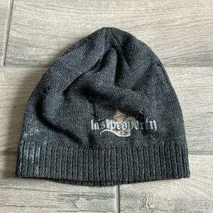 Gray beanie thumbnail 1