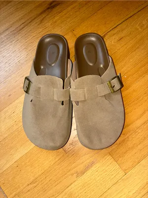 SheIn Taupe Suede Slide Sandals with Brass Buckle thumbnail 3