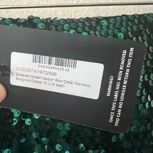 PrettyLittleThing Emerald Green Sequin Bow Bandeau Bodycon Dress 6 thumbnail 10