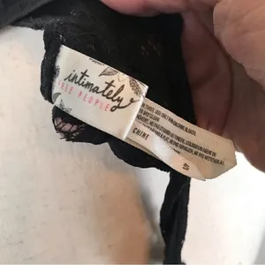 ‎Intimately Free People black racerback lace bralette S thumbnail 4