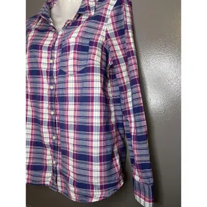 Gap Shirt Womens Small Blue Pink Boyfriend Plaid Long Sleeve Button Front Top thumbnail 6