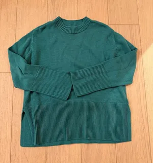 GAP Women's Teal Crewneck Sweater thumbnail 1