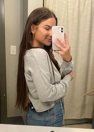 gray cropped sweatshirt thumbnail 2