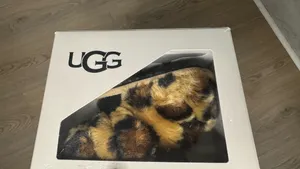 UGG Slippers Fluff Yeah Slide thumbnail 5