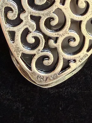 Gorgeous Silver toned heart pendant with intricate scrollwork design 🖤 thumbnail 4