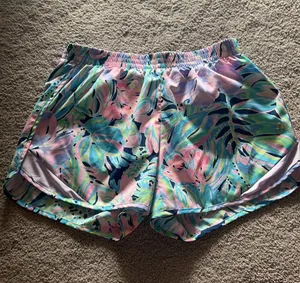 Lilly Pulitzer Shorts thumbnail 3