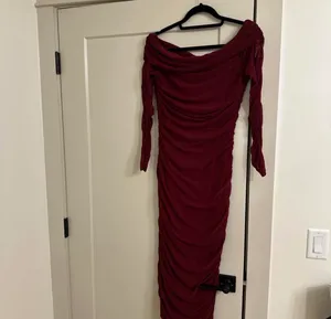 Red wine maxi dress Size M thumbnail 2