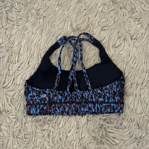 Lululemon energy bra size 6 thumbnail 4