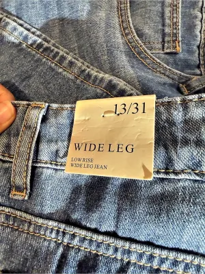 GOGO Jeans Wide Leg Low Rise Blue Jeans NWT thumbnail 3