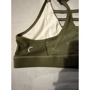 Zyia‎ Active Olive Green Strappy Sports Bra Size M Removable Pads Not Included thumbnail 5