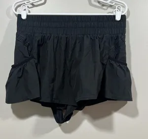 FP Movement by Free People Black Athletic Shorts with Built-In Liner Size Medium thumbnail 1