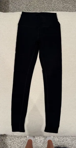 ALO Yoga High-Waist Airbrush Leggings thumbnail 1