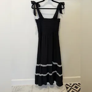 NWT Signify Black Smocked Maxi Dress Coquette Boho Ribbon & Lace Tiered Sundress thumbnail 5