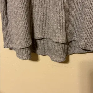 American Eagle Outfitters Heather Gray Long Sleeve Top thumbnail 3