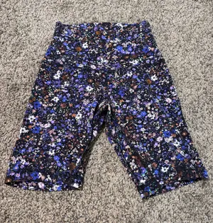 Lululemon Align High-Rise Short 7" Flower Burst Multi size 0 thumbnail 1