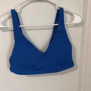 Aerie Women's Size Medium‎ Blue Strappy Sports Bra V-Neck Yoga Pilates thumbnail 2