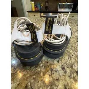Dr. Martens Nartilla White Leather Lace-Up Gladiator Sandals Women's Size 7 thumbnail 5