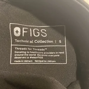 Figs scrubs, joggers, size small thumbnail 5