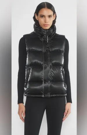 Aritzia The Super Puff Vest Liquid Shine thumbnail 11