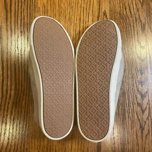 Tory Burch Gray Suede Slip-On Sneakers Size 5M thumbnail 4