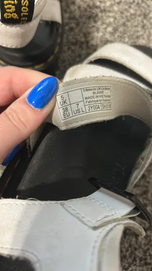 Dr. Martens Blaire thumbnail 5