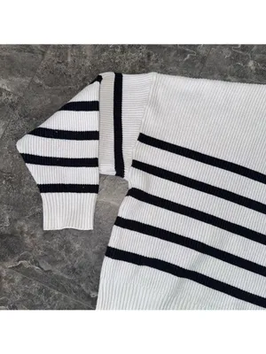 Mango Cropped Quarter Zip Sweatshirt Size Large thumbnail 2