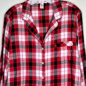 Victoria's Secret Pajama‎ Shirt thumbnail 4