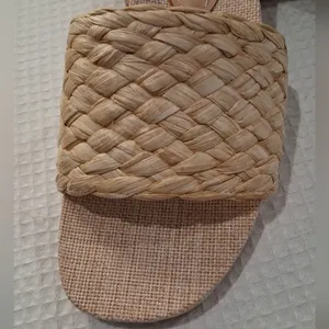 NEW Bandolino Natural Woven Straw Weave Deedee Slide Sandals Women's size 7.5 thumbnail 4