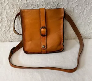Patricia Nash Venezia Purse Tan Italian Leather Pouch Slim Crossbody Bag Vintage thumbnail 1