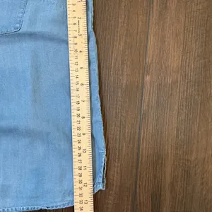 Everly Sleeveless Chambray Tank LightBlue V-Neck Pocket M Minimalist 100% Lyncel thumbnail 3