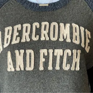 ABERCROMBIE & FITCH | Wool Blend Embroidered Logo Raglan Knit Sweater Sz M thumbnail 3