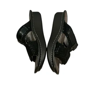 ALEGRIA PG LITE PEG-530 Black Dazzler Leather Slip On Slide Platform Sandals 39 thumbnail 3