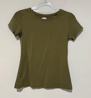 Old Navy‎ Slim Fit T-Shirt olive green size small thumbnail 1