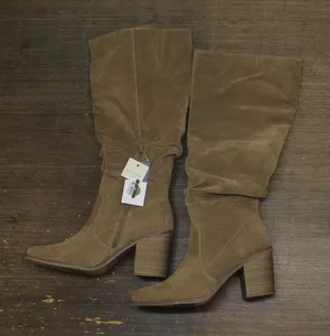 Universal Thread Womens Harlan Dress Boots 88098585 Taupe Brown 11M thumbnail 1