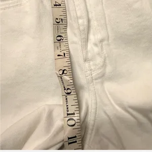 Hollister Women's Ultra High-Rise Straight Jeans White Size 3 thumbnail 7