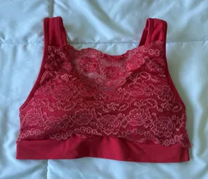 New Kathy Padded Lace Bralette – Red Seamless Push-Up Crop Top | Small | Y2K Viral ❤️ thumbnail 1