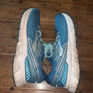 Brooks running two tone blue athletic 8.5B tennis shoes thumbnail 4