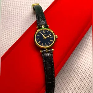 Super CUTE ladies GUCCI SHELLY LINE watch🌹🌹🌹 thumbnail 10