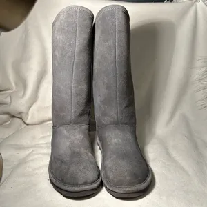 BEARPAW Phylly Sheepskin Lined Suede Womens Pull On boots. Gray size 6. thumbnail 2