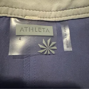 Athleta size 4 purple skirt with built in shorts thumbnail 3