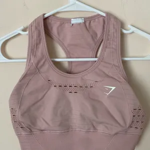Gymshark pink sports bra thumbnail 1