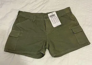Brandy Melville Cargo Shorts thumbnail 1